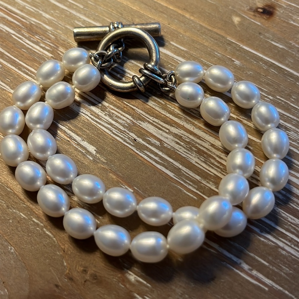 Slane and Slane Silver Pearl Toggle Bracelet - Picture 4 of 4